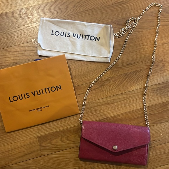 Louis Vuitton Red Monogram Empreinte Leather Wallet- authentic good condition - Picture 9 of 10